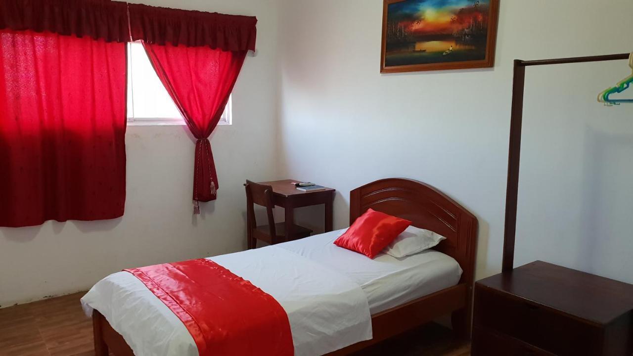 Hostal Maravilla Amazonica Ікітос Екстер'єр фото